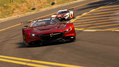 Porovnání skutečné tratě s tou virtuální v Gran Turismo 7